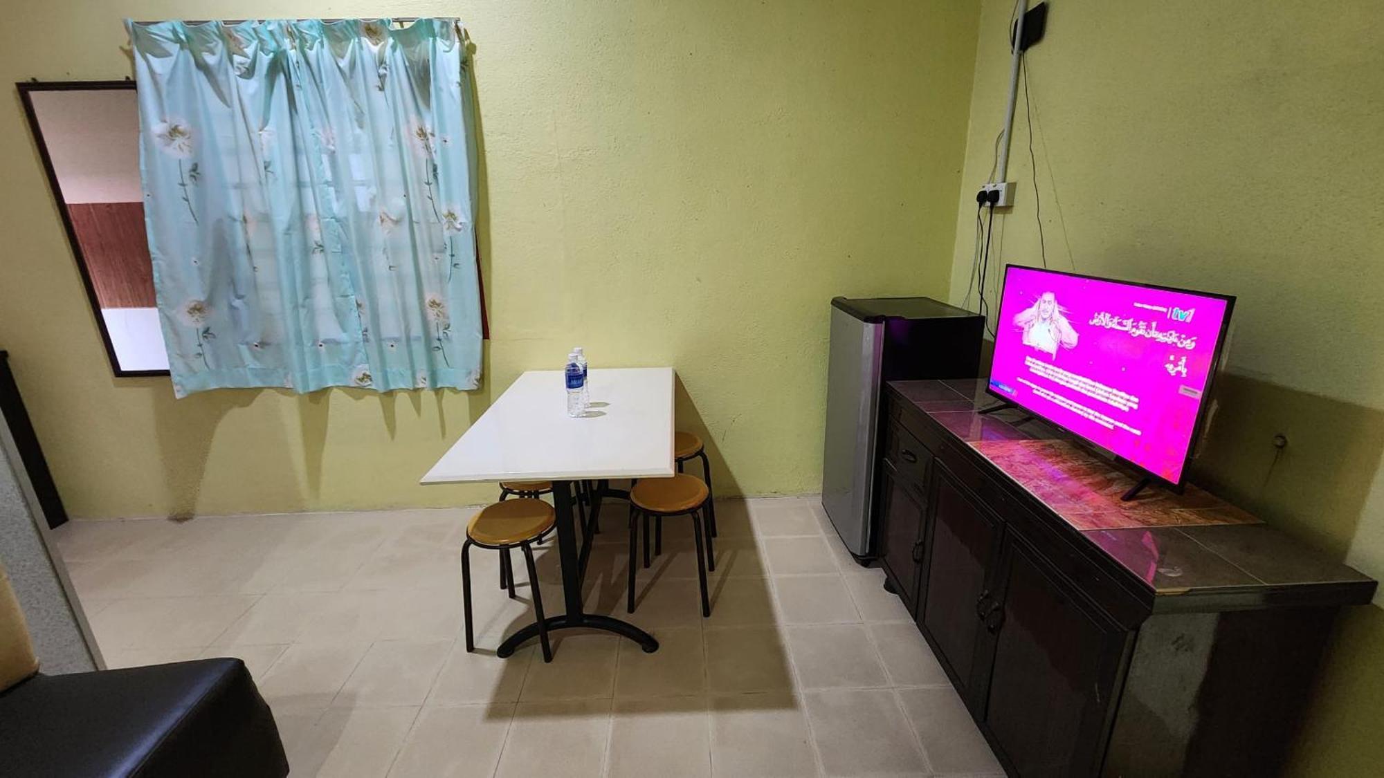Lagenda Resthouse Cenang Beach Pantai Cenang  Exterior photo